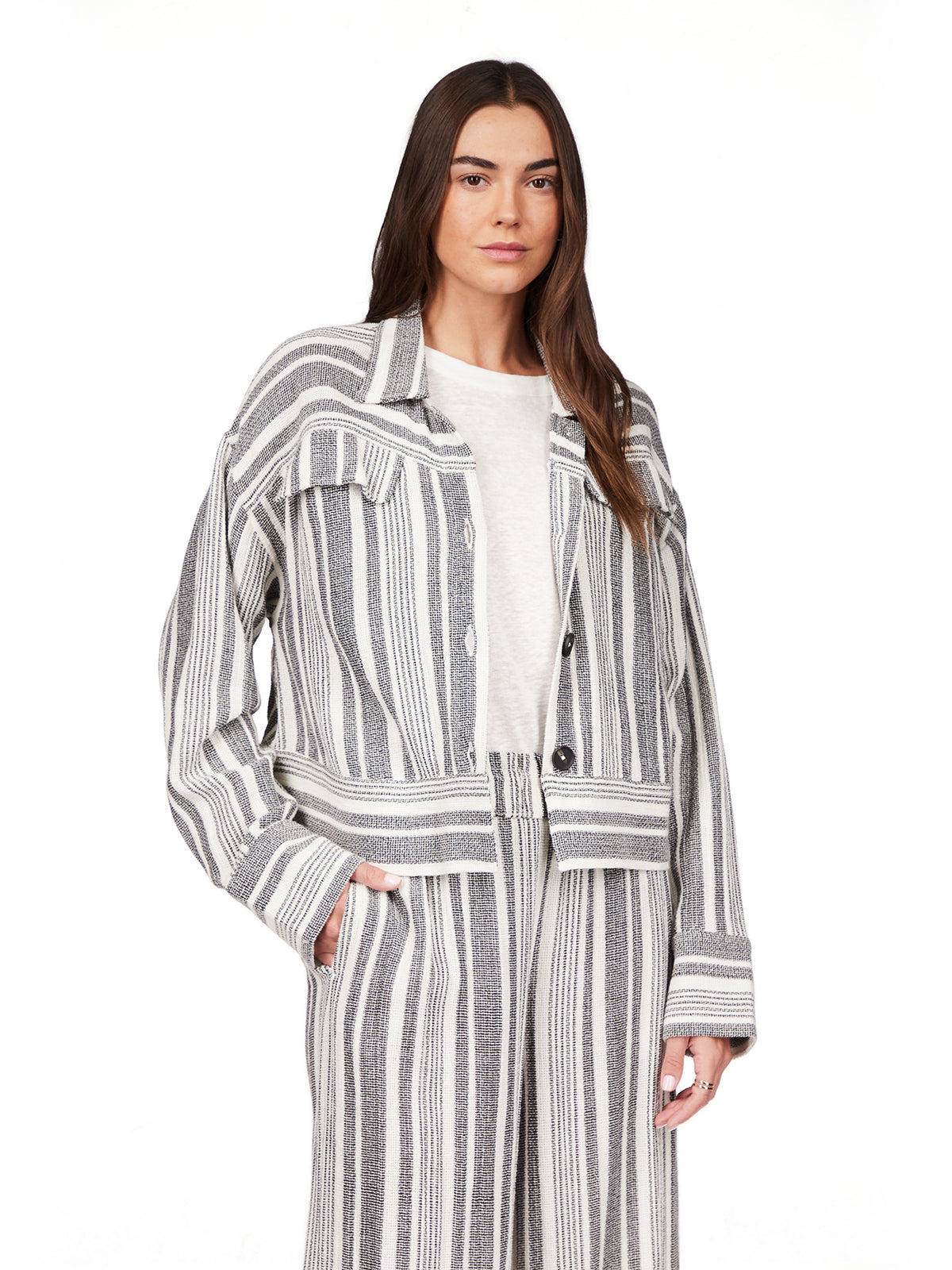 SHORESIDE JACKET