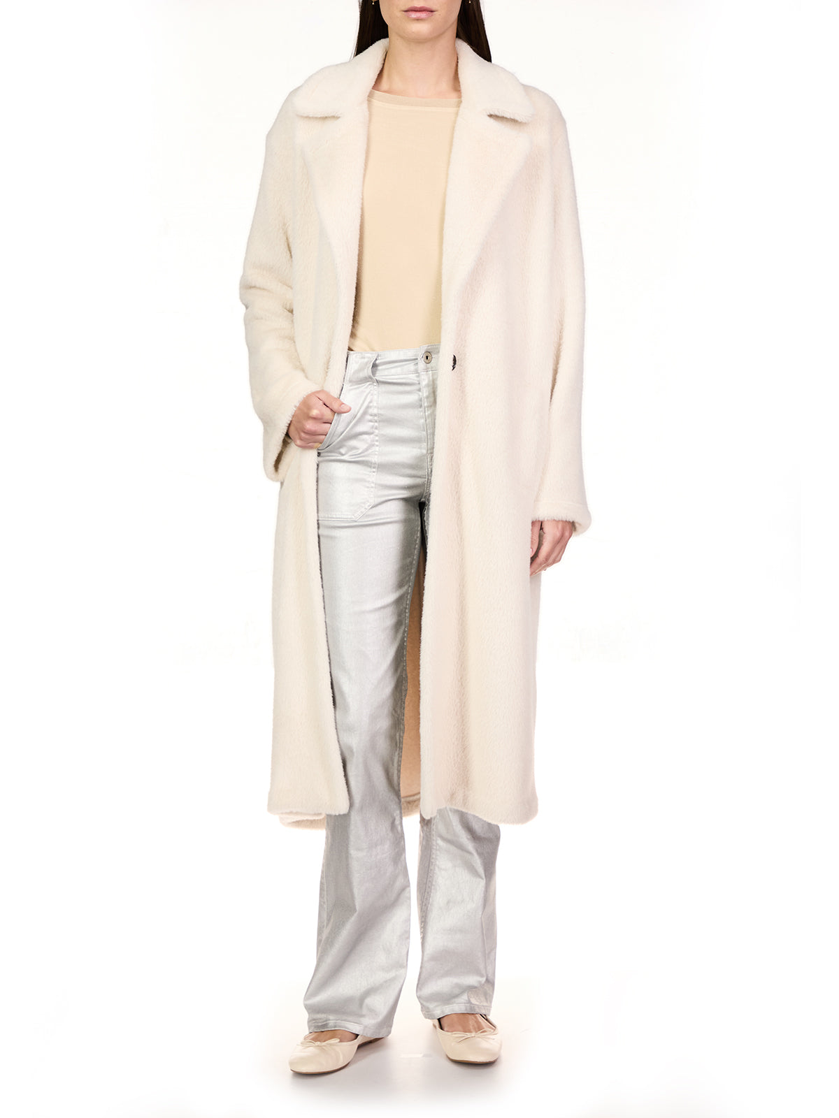 Live in Fur Coat