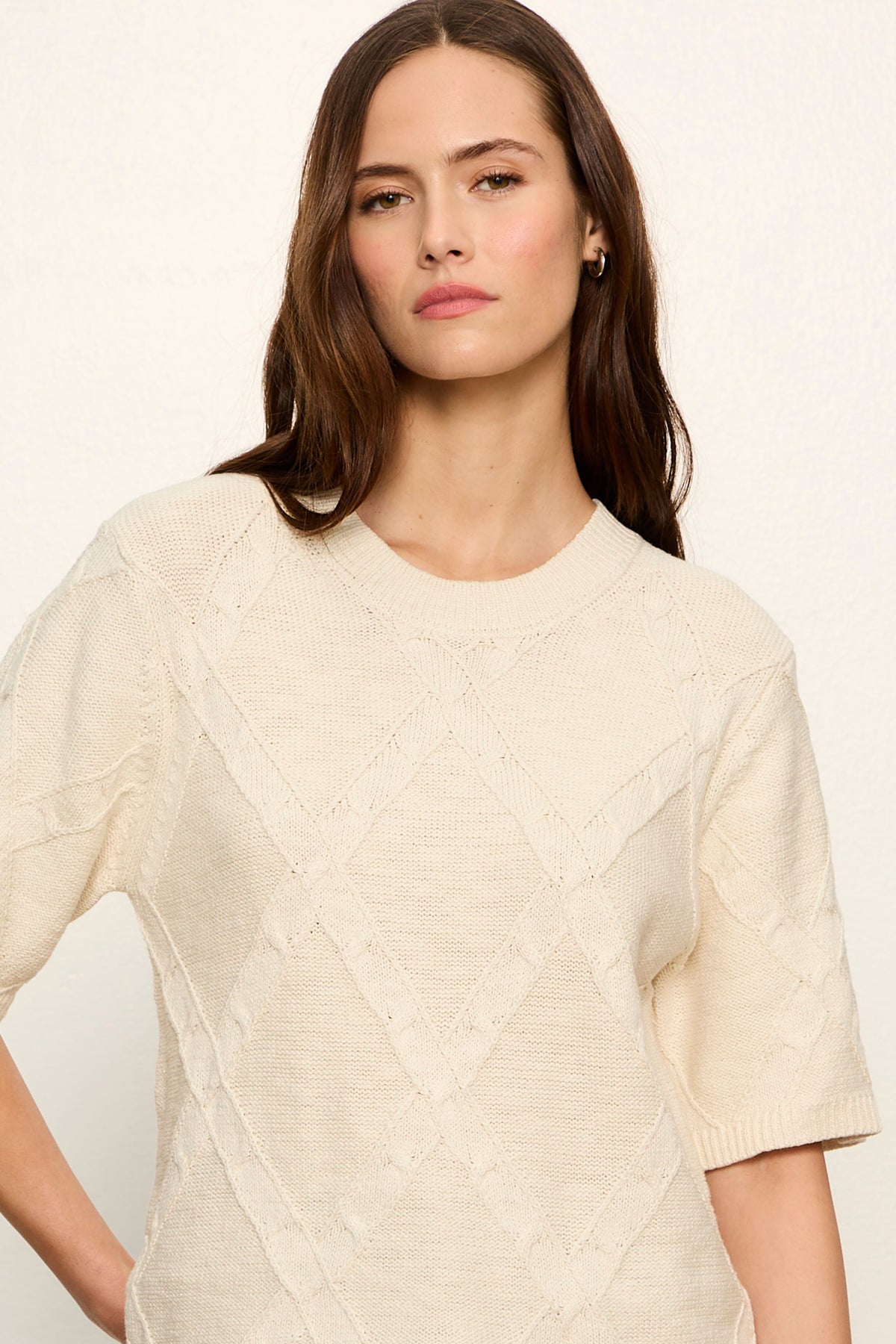 DIAMOND STITCH SWEATER TEE