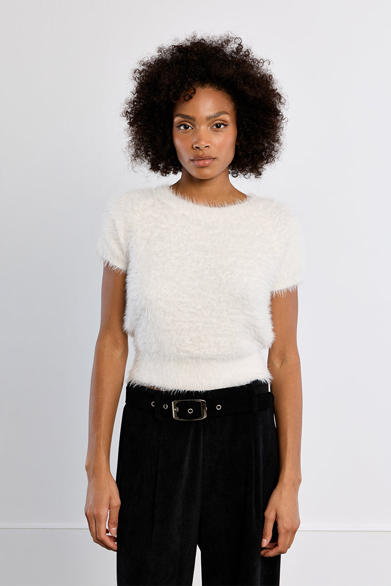 YOUNG LADIES KNITTED SWEATER