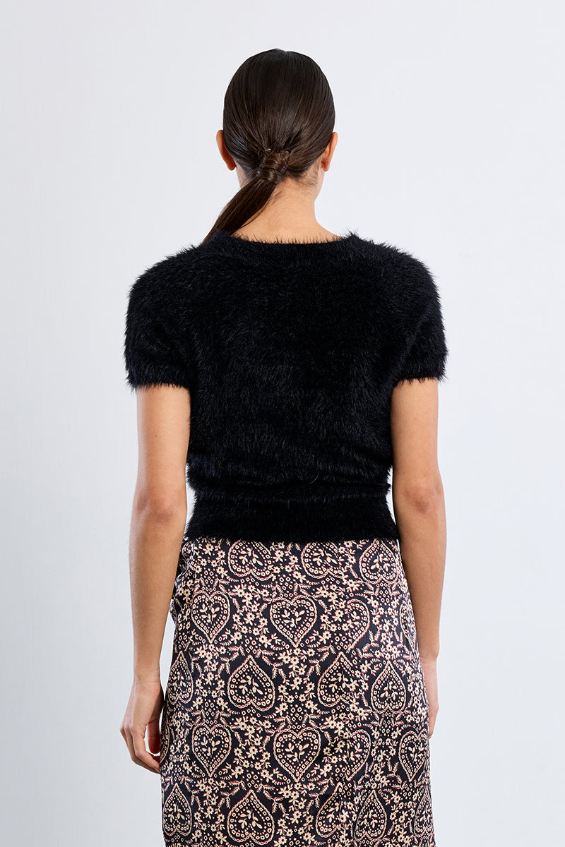 YOUNG LADIES KNITTED SWEATER