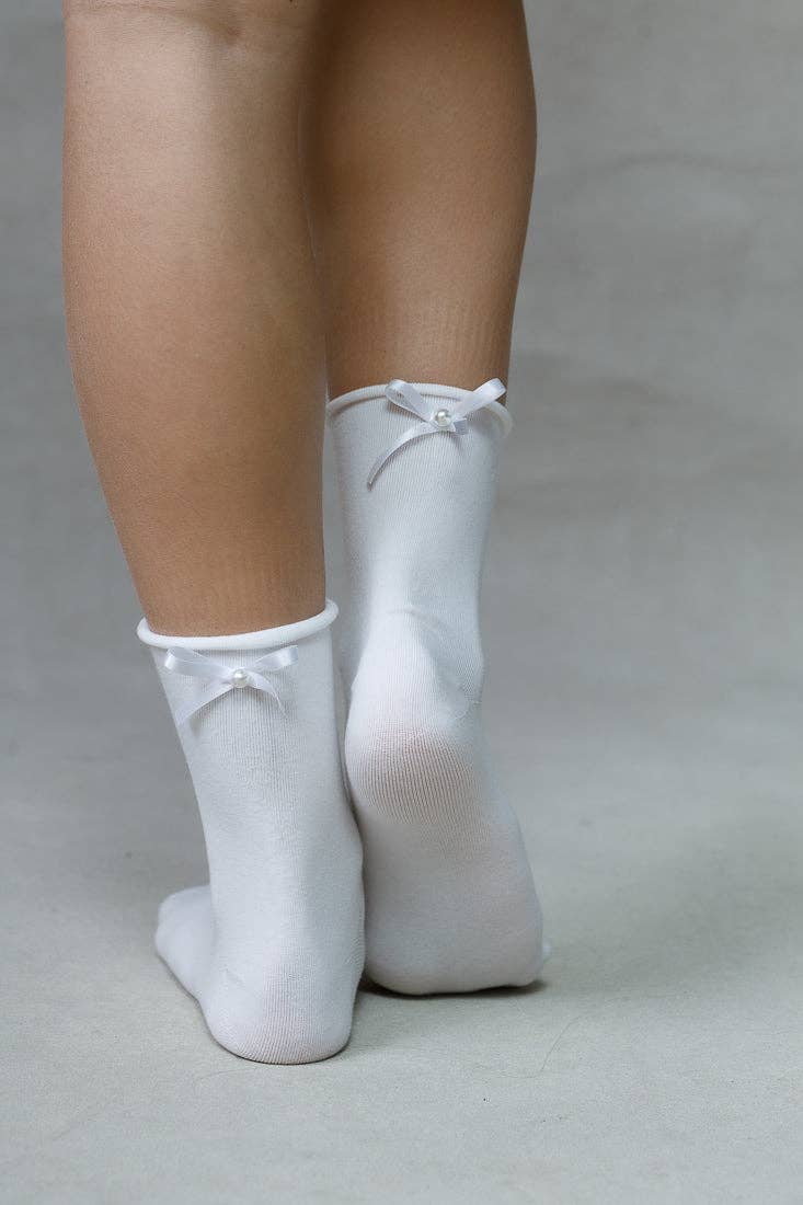 Satin back bow socks