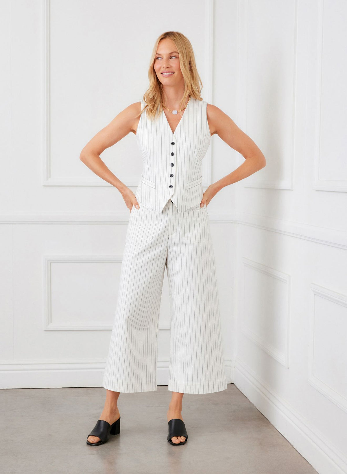 Stripe Cropped Wide Leg Pants