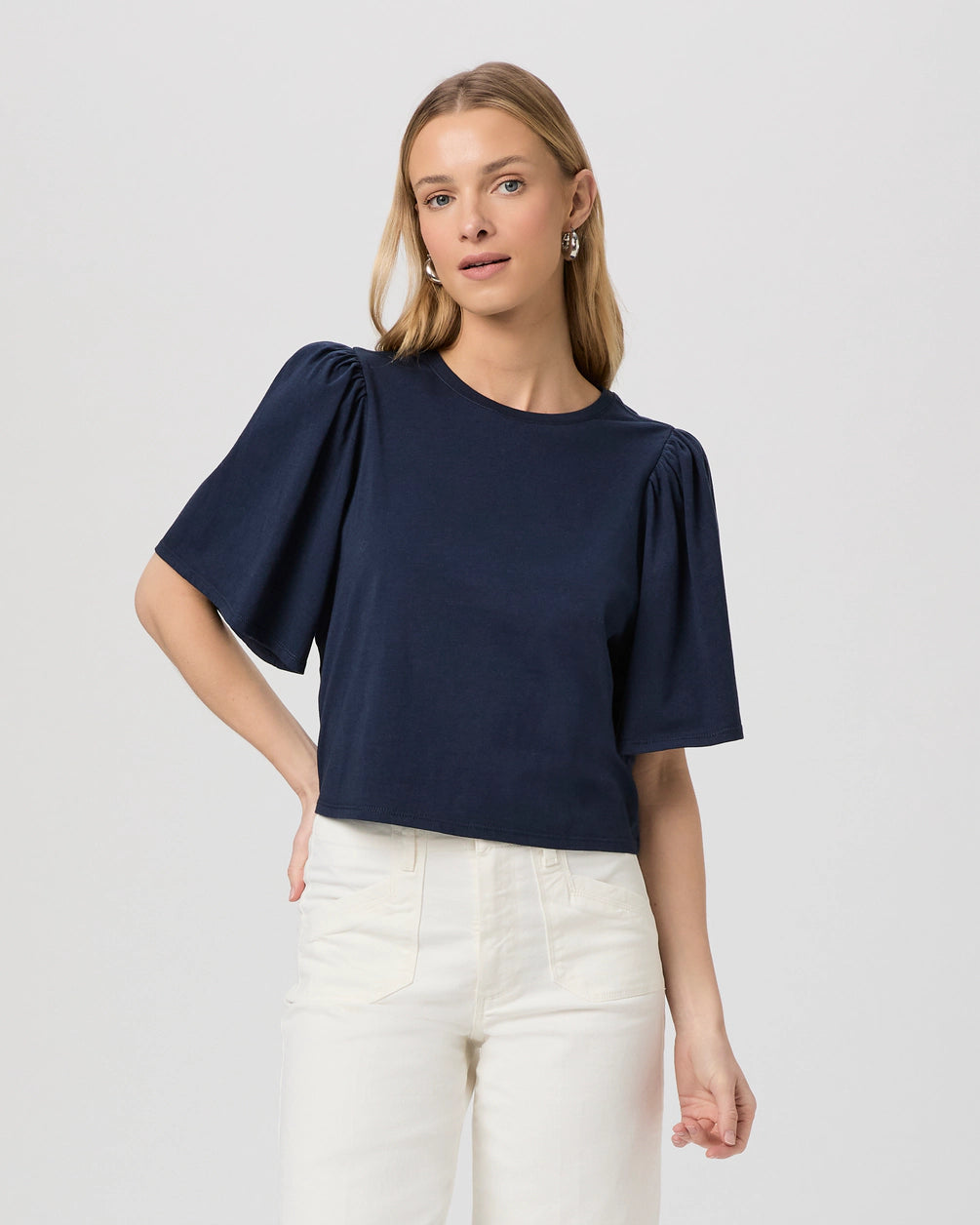 Sigrid Tee